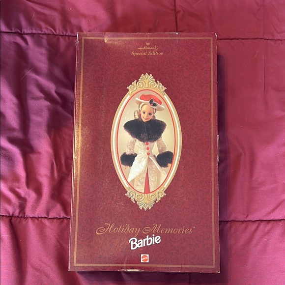 Barbie Holiday Memories Special Edition Doll - Red and Black - Picture 1 of 3